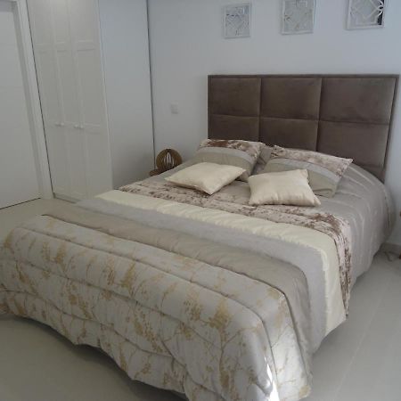 Vivenda L'Olivier Bed and Breakfast Quarteira Εξωτερικό φωτογραφία